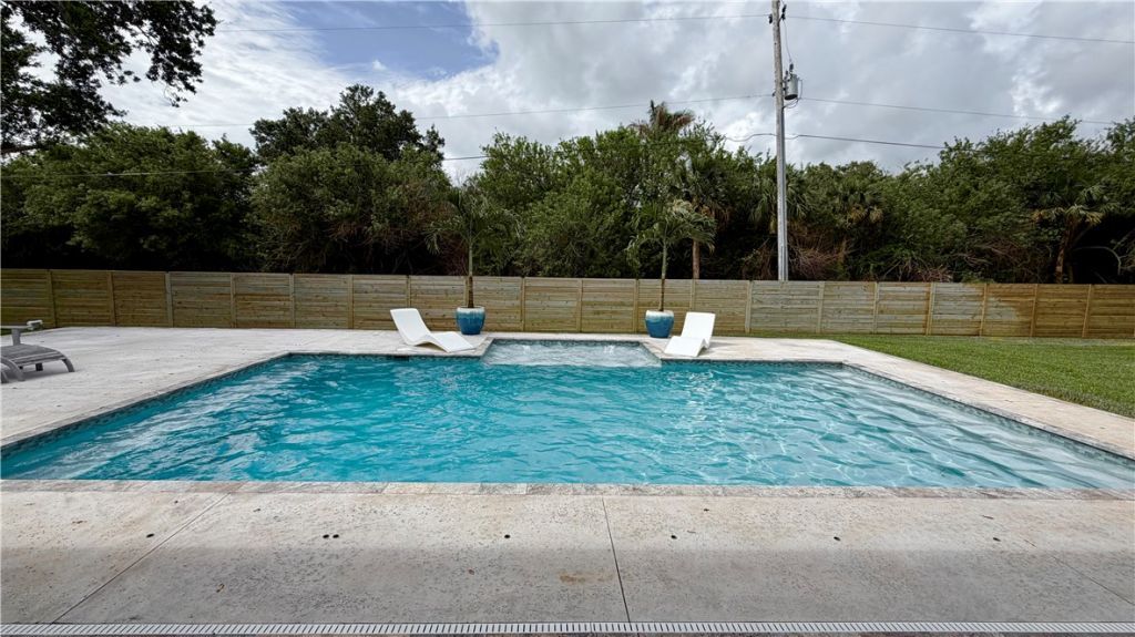 4255 79th Avenue, Vero Beach, FL 32967 Photo