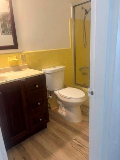 600 Layne Blvd , Unit 212, Hallandale Beach, FL 33009 Photo