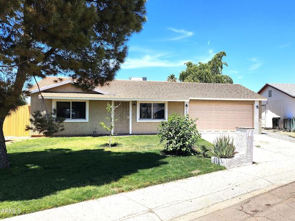 3524 E WINCHCOMB Drive, Phoenix, AZ 85032