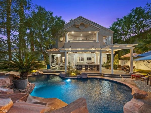 2444 Monarch Bay Drive , Las Vegas, NV 89128