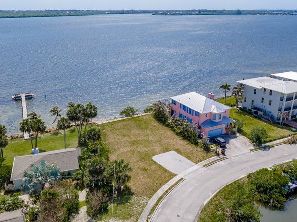 9494 52nd Court, Sebastian, FL 32958