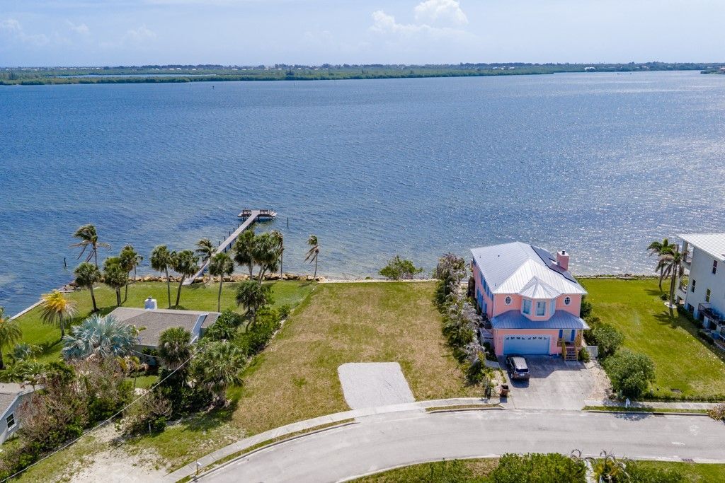 9494 52nd Court, Sebastian, FL 32958 Photo