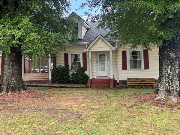 810 N Main Street , Walnut Cove, NC 27052