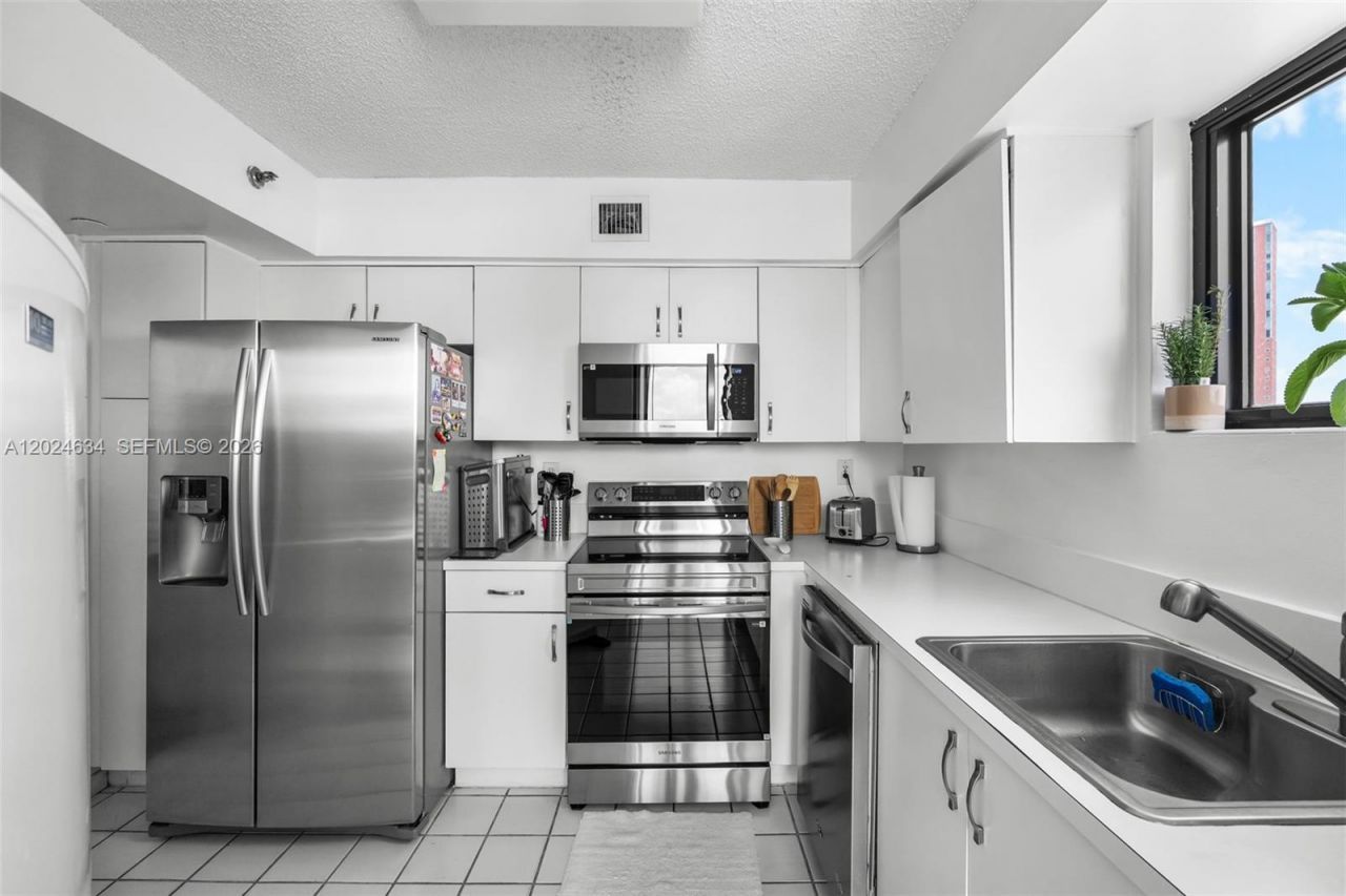 3300 NE 192nd St, Unit 1601, Aventura, FL 33180 Photo