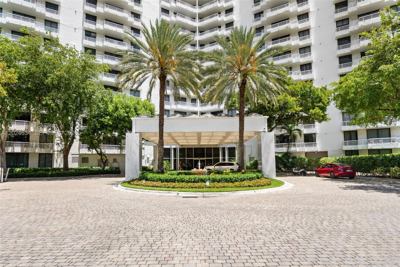 3300 NE 192nd St, Unit 1601, Aventura, FL 33180 Photo