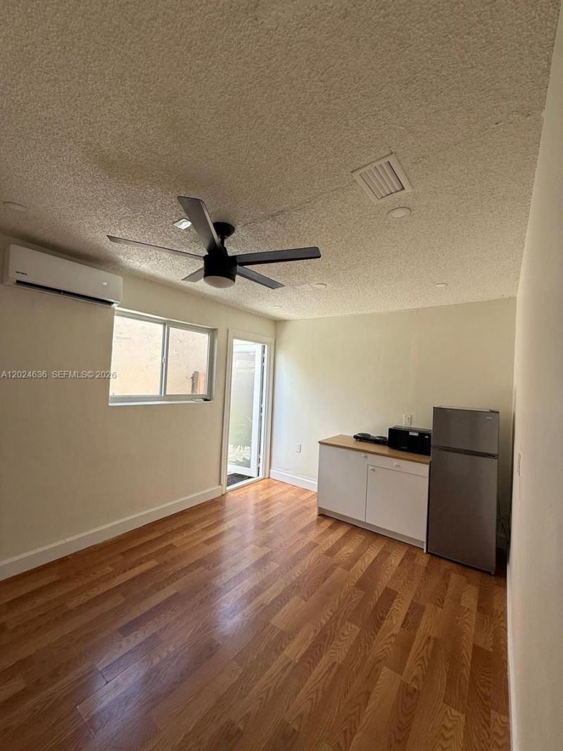 531 SW 89th Ct , Unit Side, Miami, FL 33174 Photo