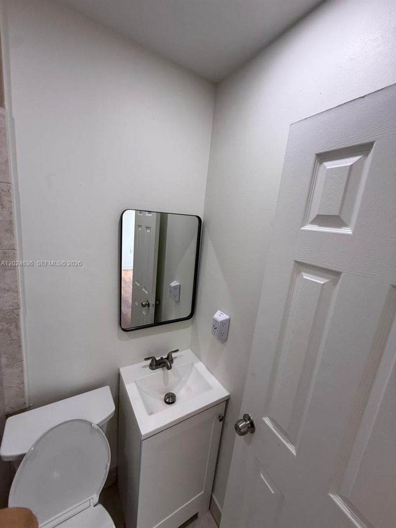 531 SW 89th Ct , Unit Side, Miami, FL 33174 Photo