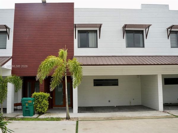 958 NW 10th St, Unit 4, Florida City, FL 33034