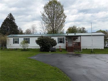9 E Main Drive, Morris, NY 13808