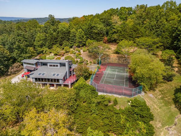 3411 Kings Cove Lane, Chattanooga, TN 37416