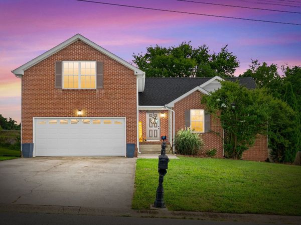 227 Harold Dr, Clarksville, TN 37040