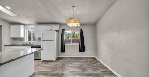 1090 Green Valley Drive, Fernley, NV 89408 Photo