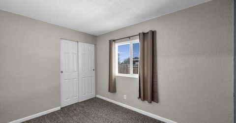 1090 Green Valley Drive, Fernley, NV 89408 Photo