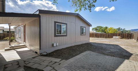 1090 Green Valley Drive, Fernley, NV 89408 Photo