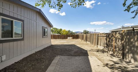1090 Green Valley Drive, Fernley, NV 89408 Photo