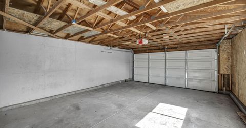 1090 Green Valley Drive, Fernley, NV 89408 Photo