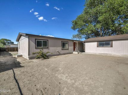 1090 Green Valley Drive, Fernley, NV 89408 Photo