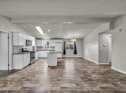 1090 Green Valley Drive, Fernley, NV 89408 Photo
