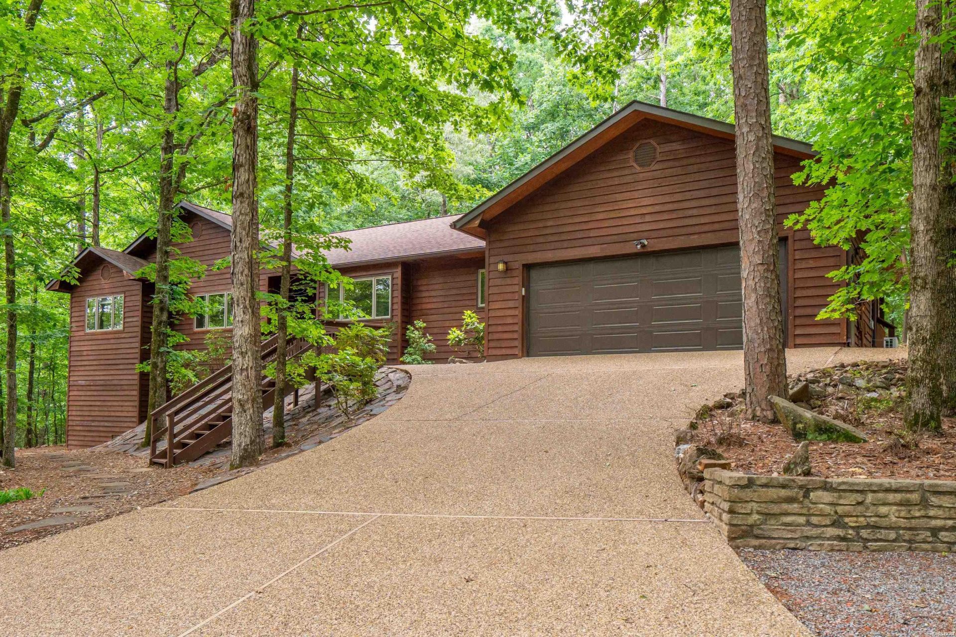 4 CURSO Lane Hot Springs Village, AR 71909