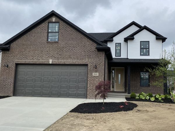 5041 Wilshire Drive, Unit 69, Dundee, MI 48131