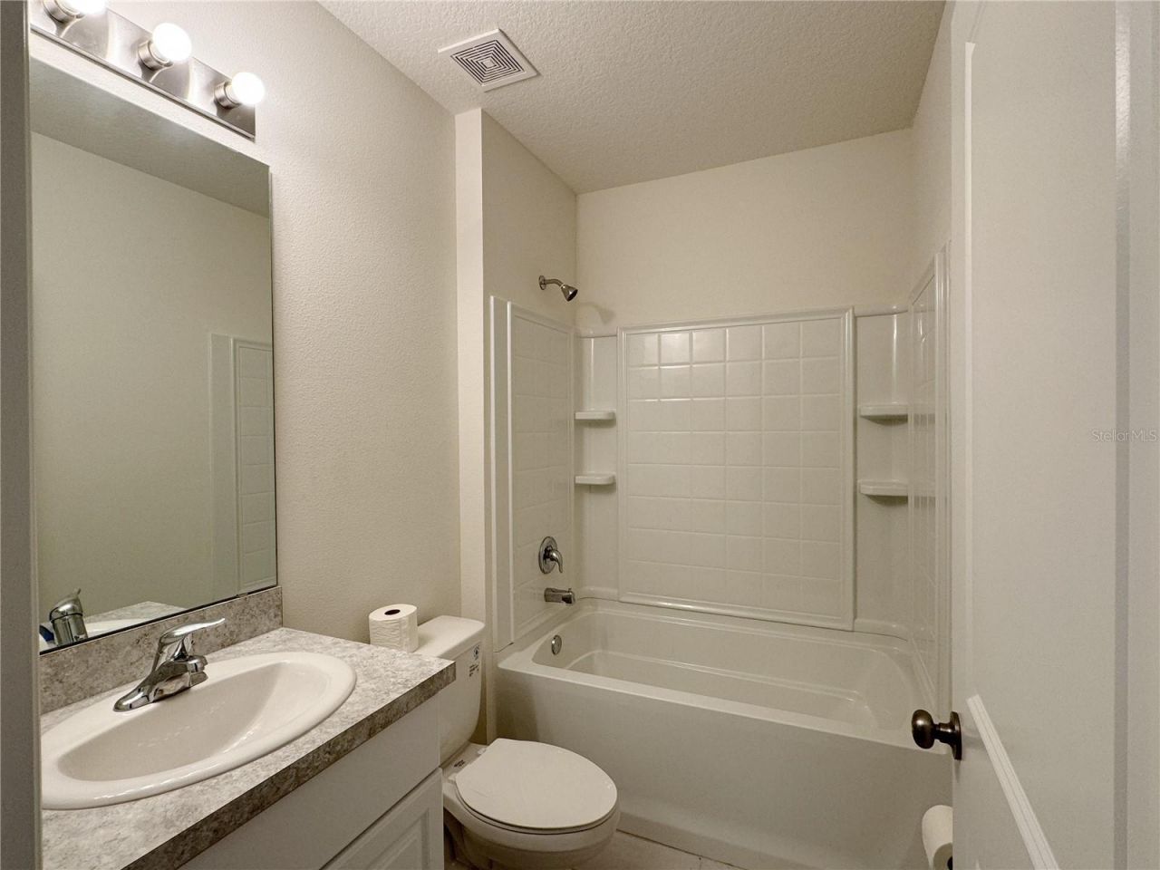 583 Black Eagle Drive , Groveland, FL 34736 Photo