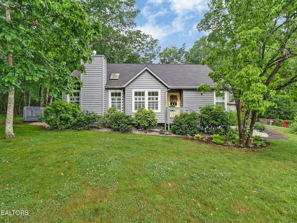 41 Hickory Cove Lane, Crossville, TN 38558