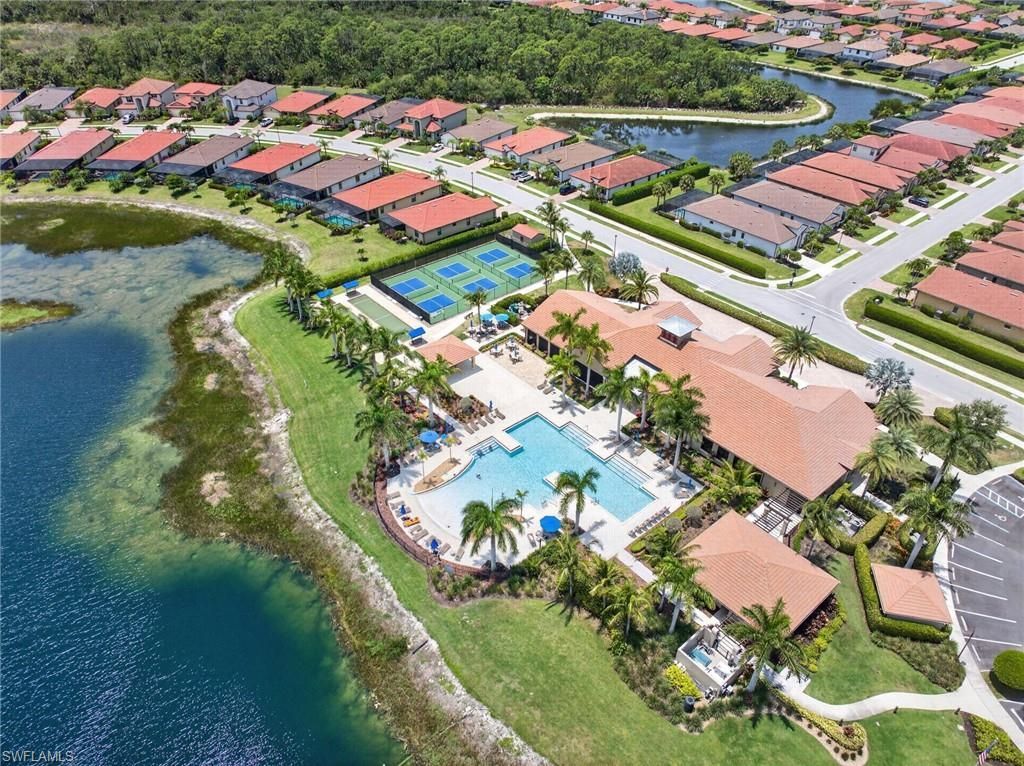 1435 Santiago Cir Sw, Unit 2003, Naples, FL 34113 Photo