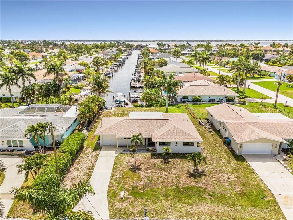 3009 SE 19th Pl , Cape Coral, FL 33904 Photo