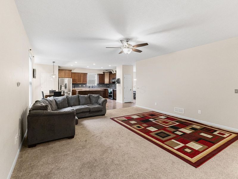 141 Mannaseh Drive W, Granville, OH 43023 Photo 13