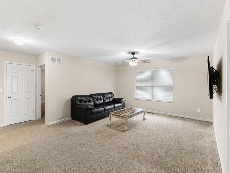 141 Mannaseh Drive W, Granville, OH 43023 Photo 20