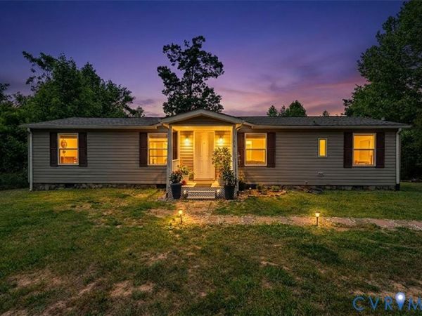 174 Log Cabin Circle , Henry, VA 24102