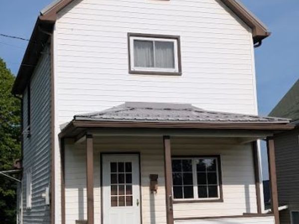 124 Pleasantview, Butler, PA 16001
