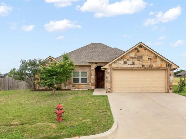 800 Acadia Court, Tolar, TX 76476