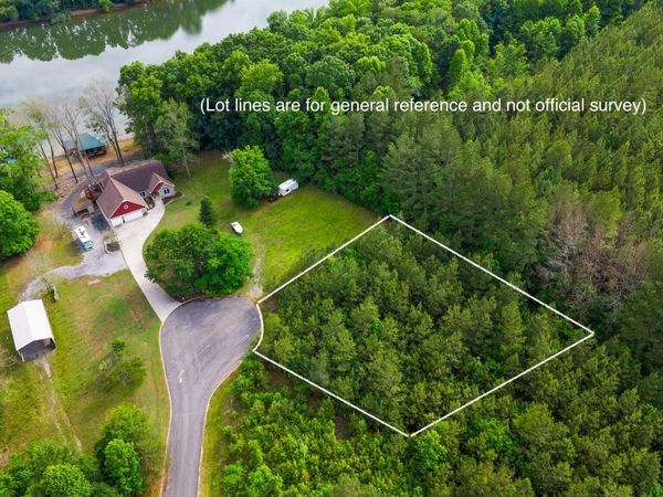 9 County Road 8 , Calhoun, TN 37309