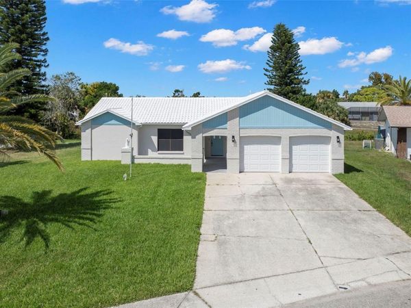 7439 VIENNA LANE , PORT RICHEY, FL 34668