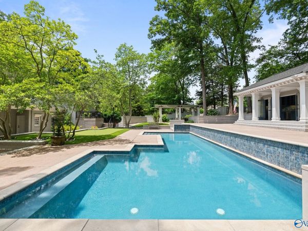 1201 Deborah Drive SE, Huntsville, AL 35801