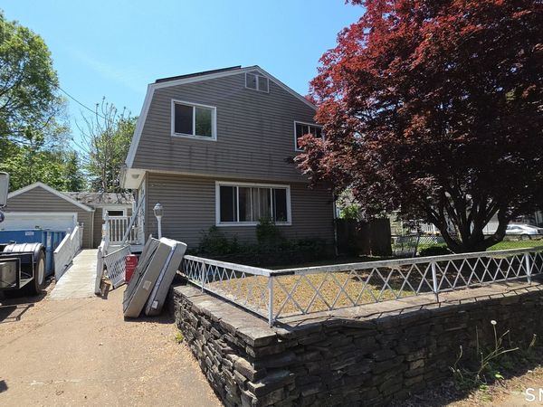 87 Oxford , East Hartford, CT 06118
