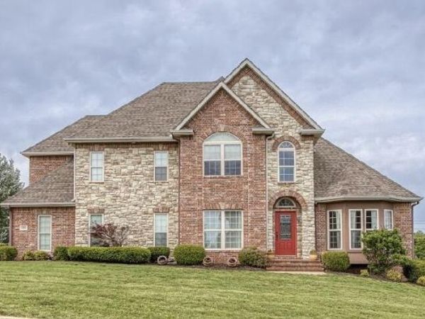 3001 Sunset Drive , Joplin, MO 64804