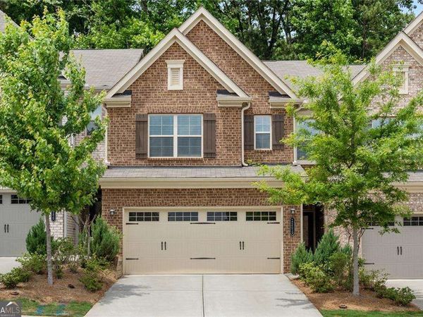 1426 Lanier Vista Drive, Buford, GA 30518