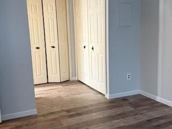 708 Sunset Lane, Saint Clair Shores, MI 48082