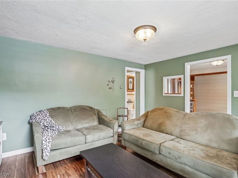 686 Portage Lakes Drive, New Franklin, OH 44319 Photo 7