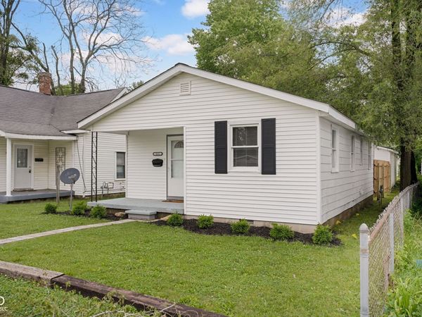 111 Cleveland Street , Columbus, IN 47201