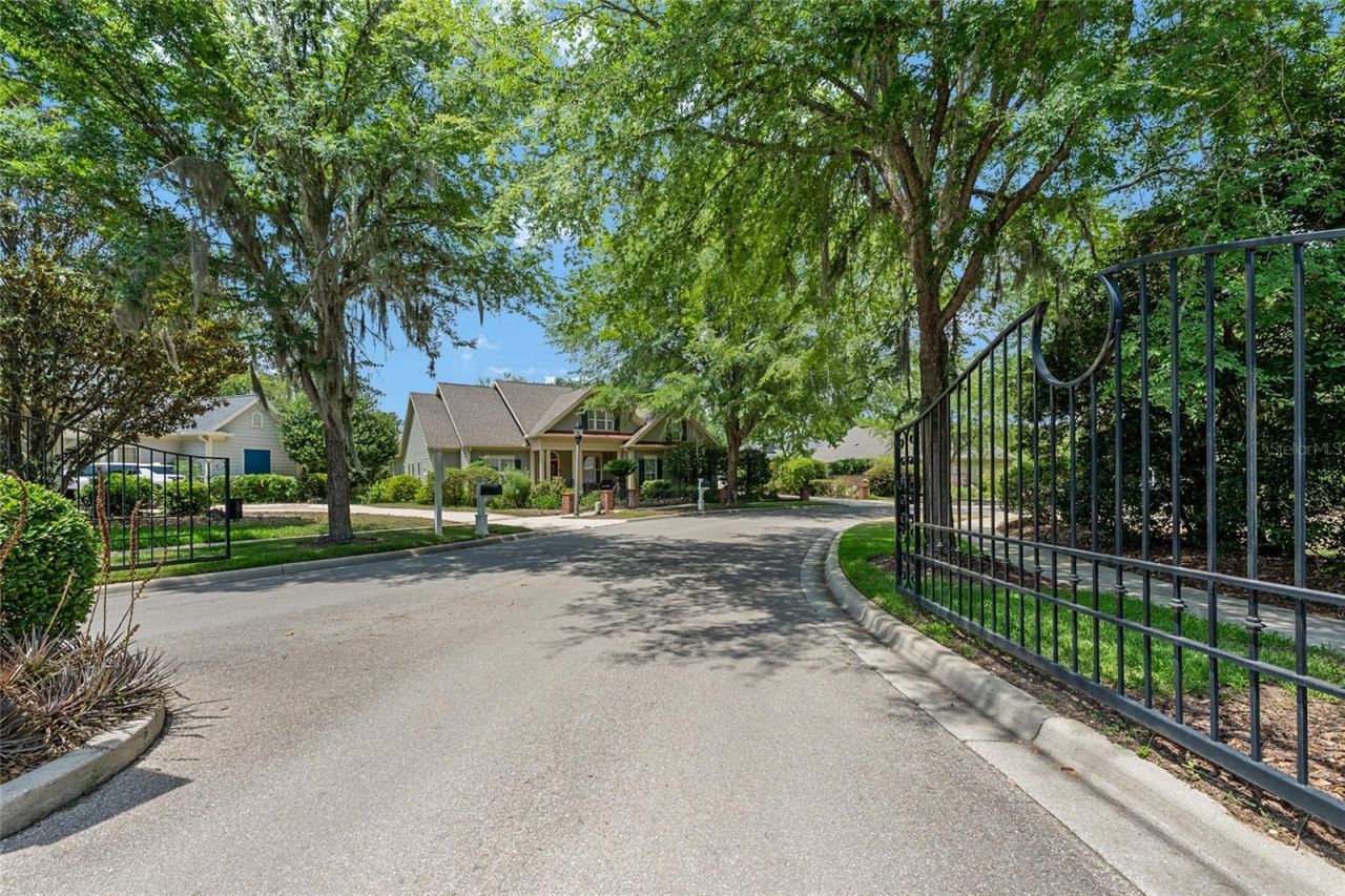 3526 NW 18th Avenue, Gainesville, FL 32605 Photo