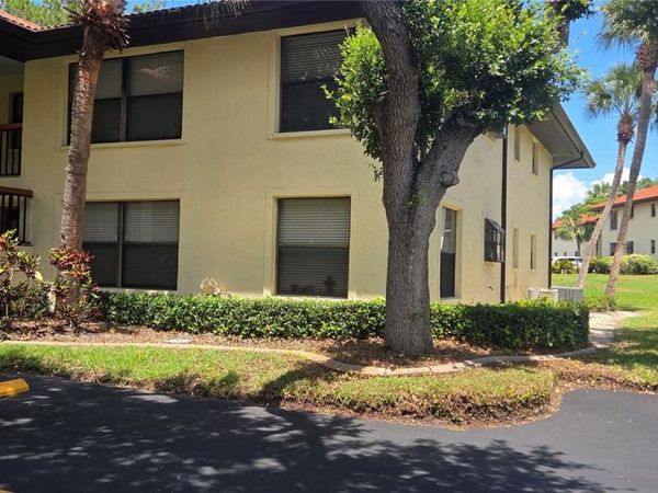 1807 HAMMOCK PINE BOULEVARD , Unit 1807, CLEARWATER, FL 33761