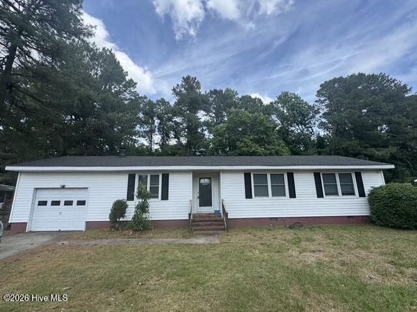 2291 Trinity Club Drive , Kinston, NC 28504