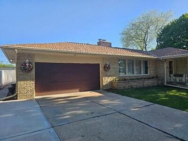 4519 Linderman Ave, Racine, WI 53405