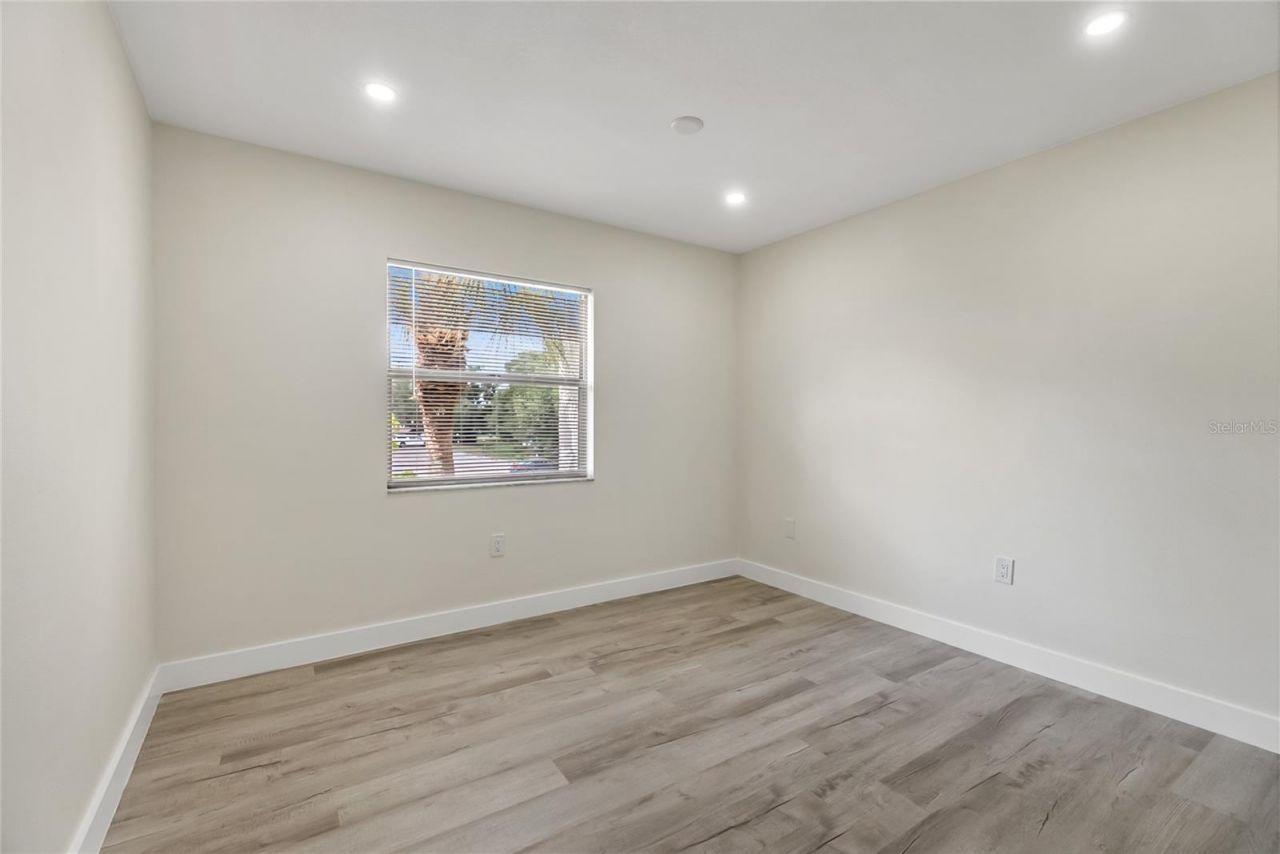3229 Beneva Road, Unit 203, Sarasota, FL 34232 Photo