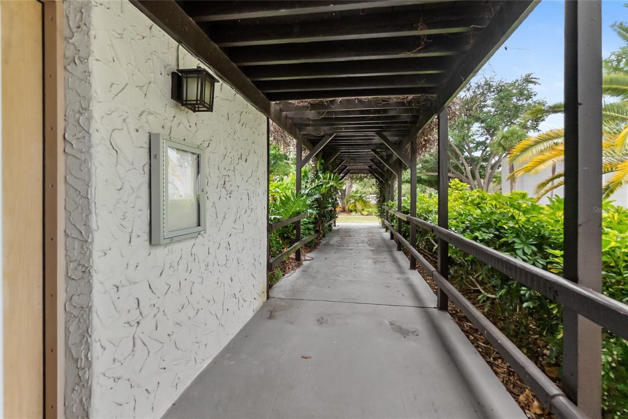 3229 Beneva Road, Unit 203, Sarasota, FL 34232 Photo