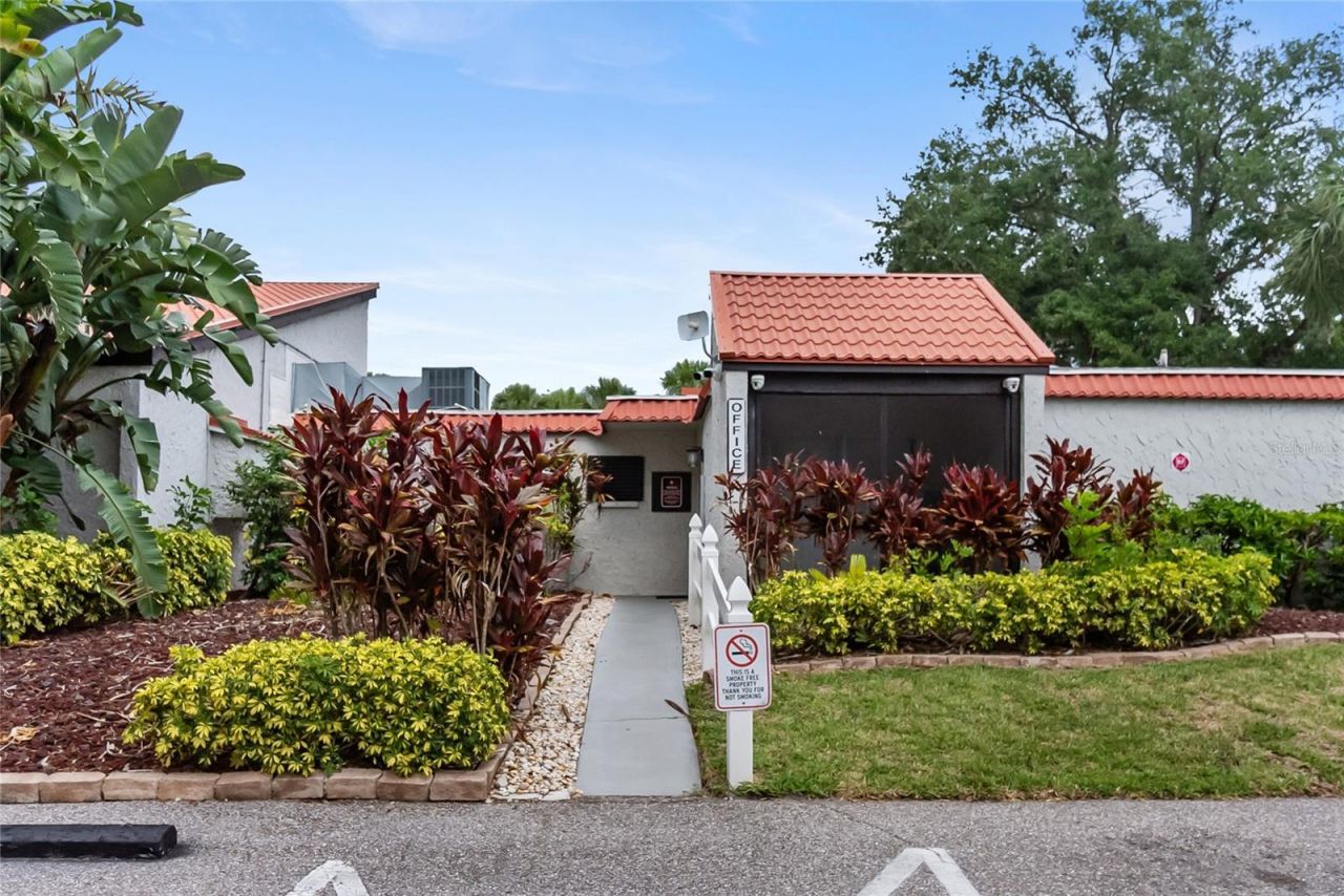 3229 Beneva Road, Unit 203, Sarasota, FL 34232 Photo