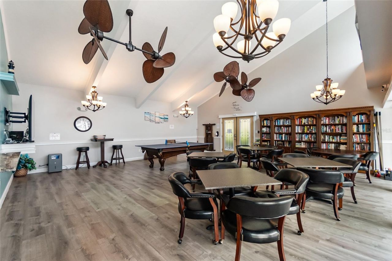 3229 Beneva Road, Unit 203, Sarasota, FL 34232 Photo